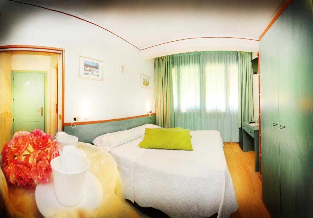 Hotel Manuela Cinquale Cameră foto