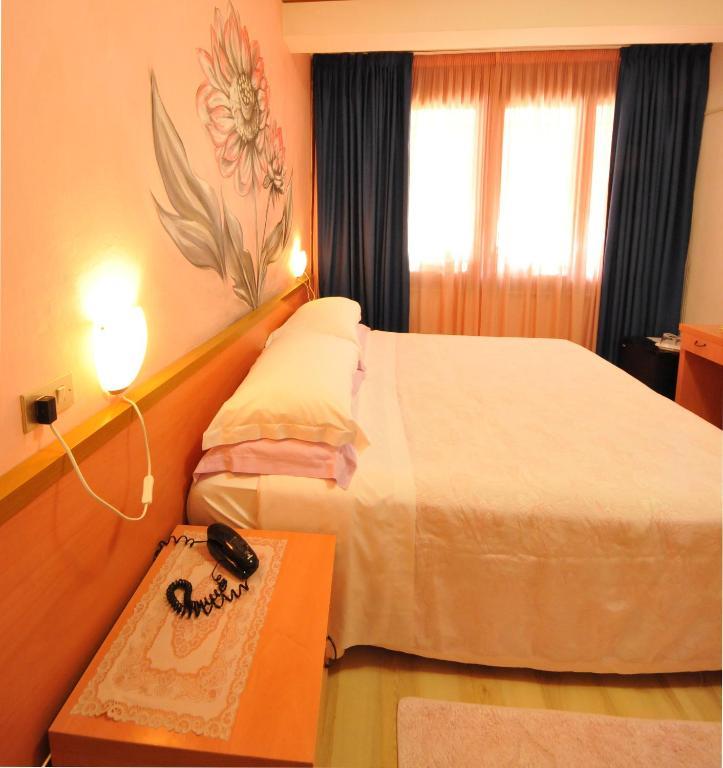 Hotel Manuela Cinquale Cameră foto